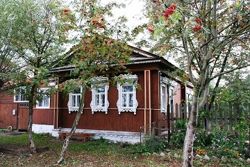 Низкий дом с голубыми ставнями есенин картинки